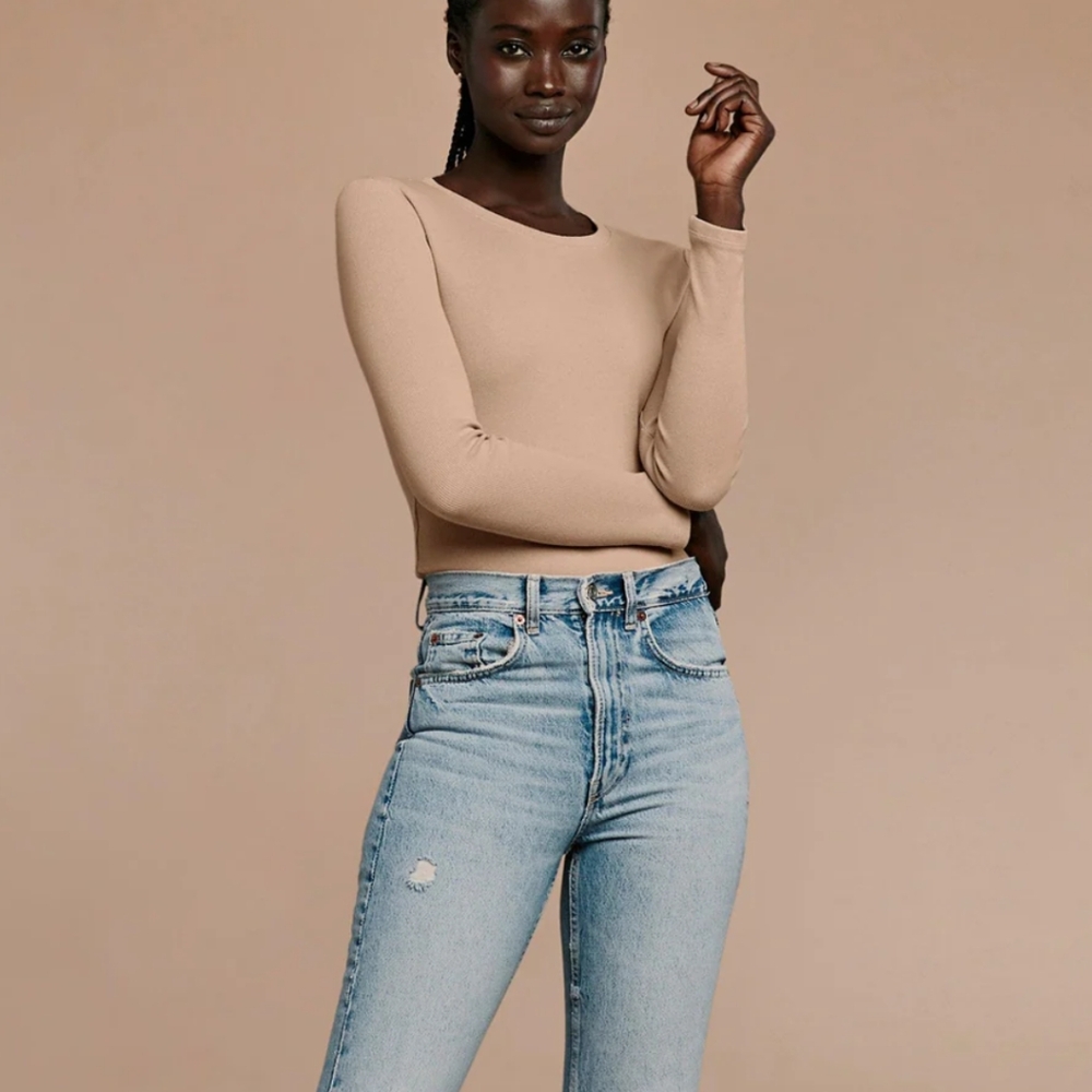 Nuuds long sleeve crew neck ribbed bodysuit closet staple sandals neutral XL